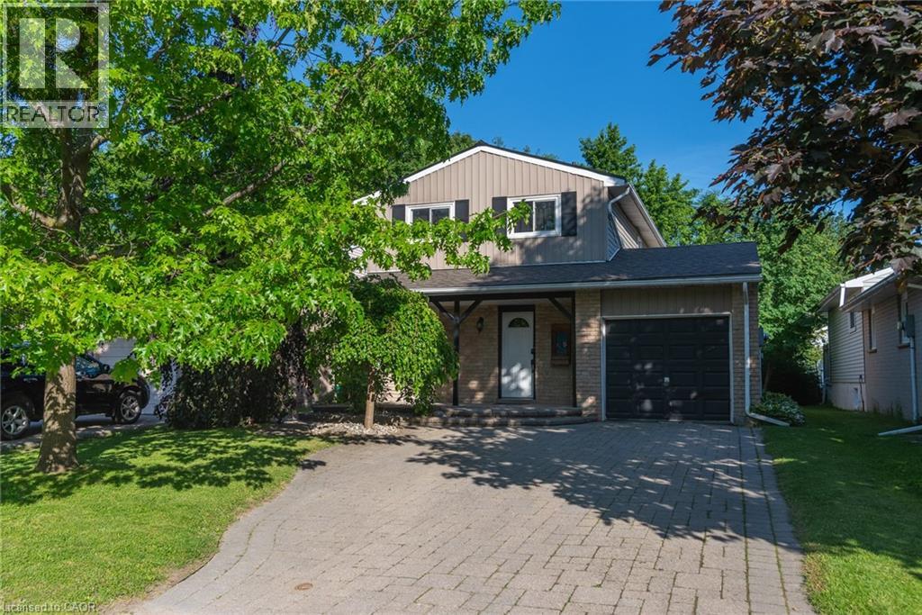 162 Parkside Drive E Property Photo 1