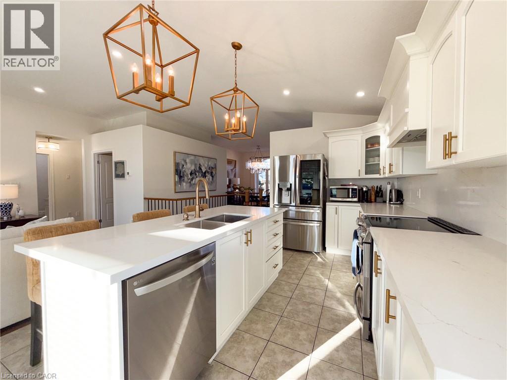 2 Kim Lane Property Photo 11