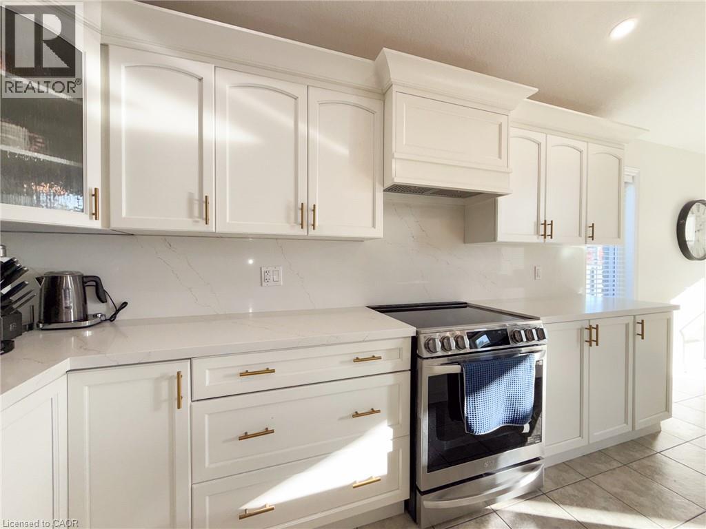 2 Kim Lane Property Photo 12