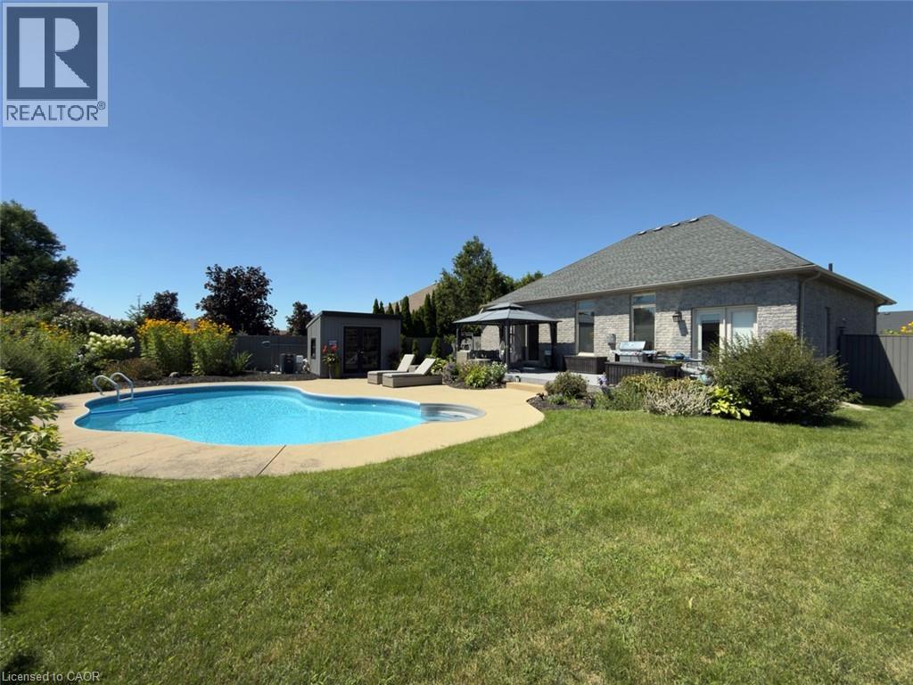 2 Kim Lane Property Photo 47