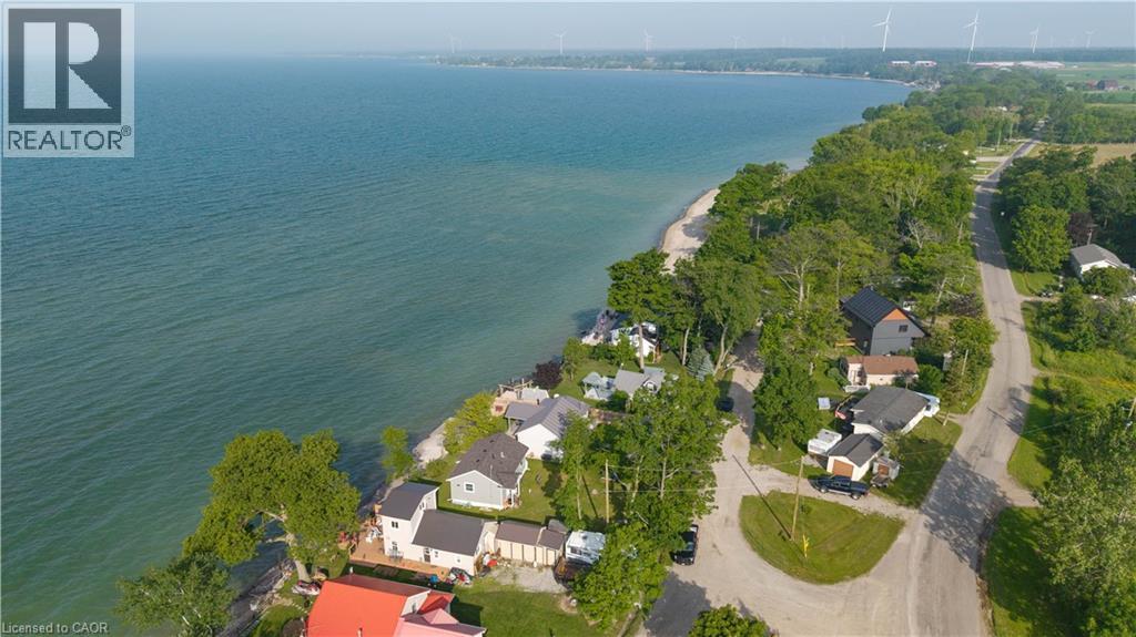 7 Shoreline Trail Property Photo 7