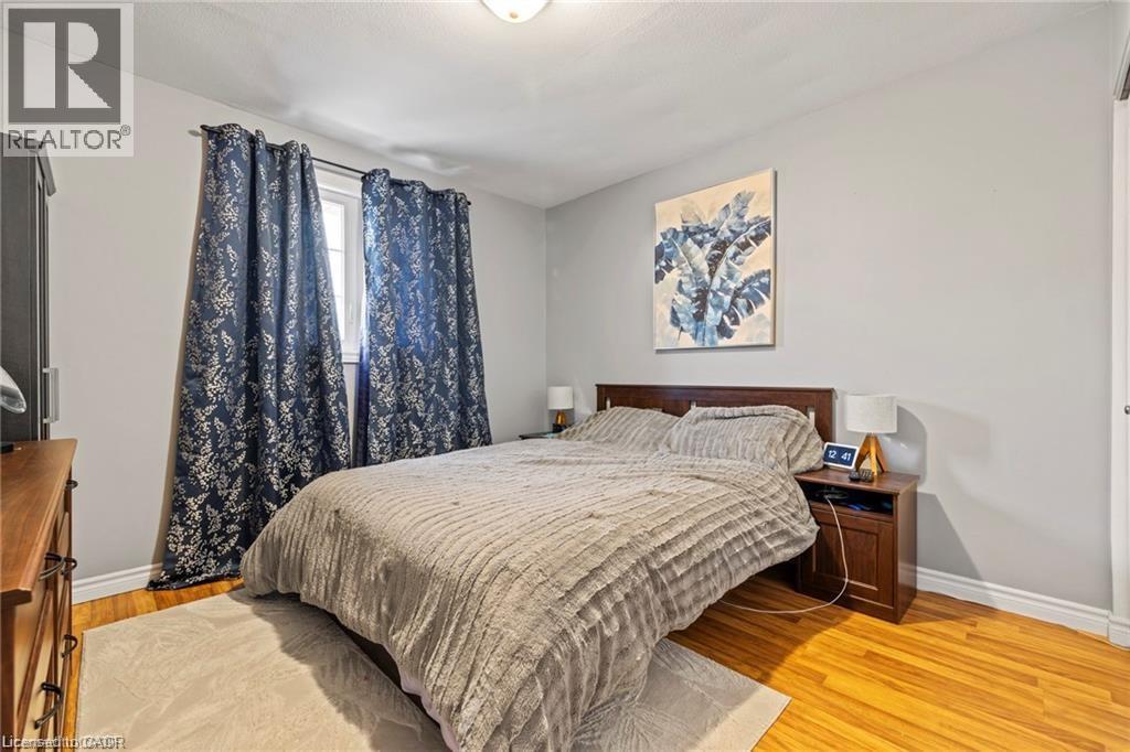 107 Horning Drive Unit# Upper Property Photo 10