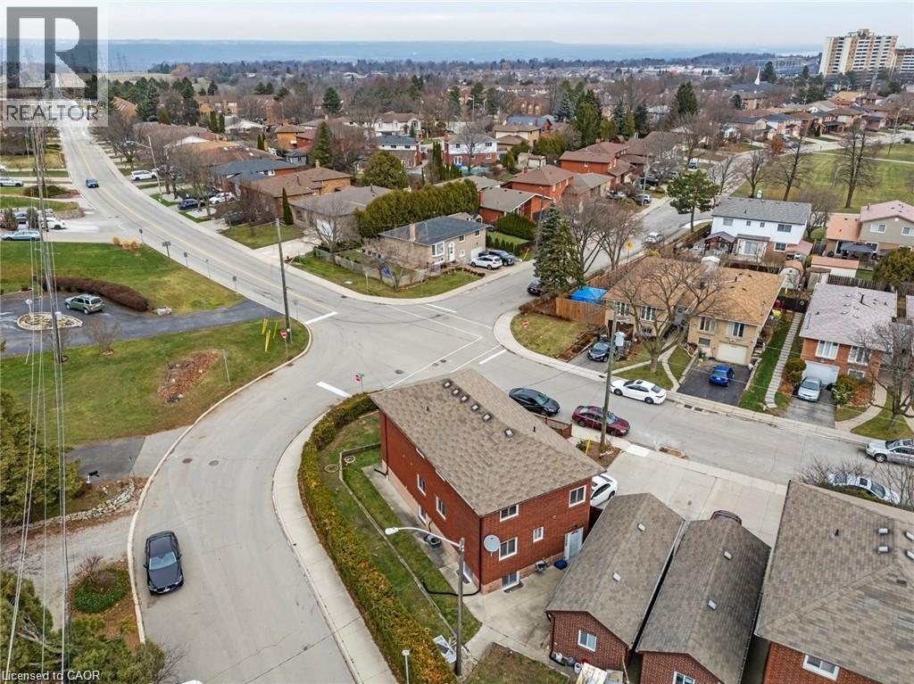 107 Horning Drive Unit# Upper Property Photo 15