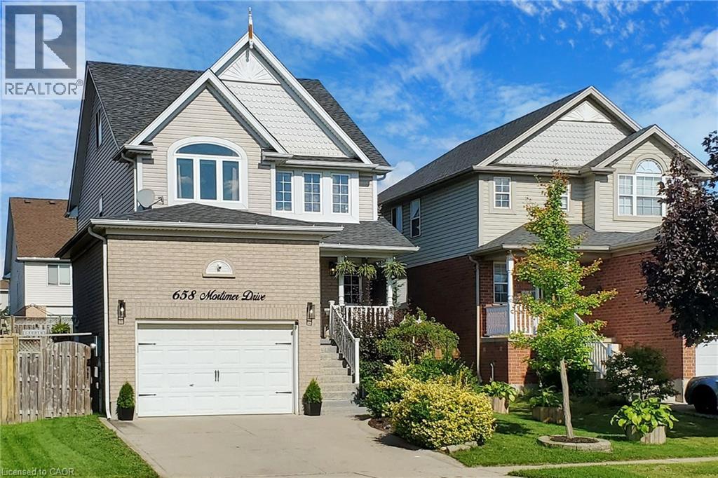 658 Mortimer Drive Photo de la propriété 1