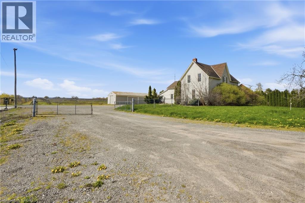 855 Line 1 Road Property Photo 6