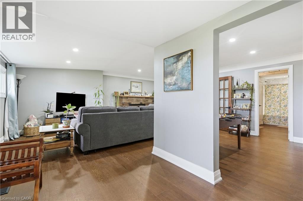 7186 Garner Road Property Photo 3