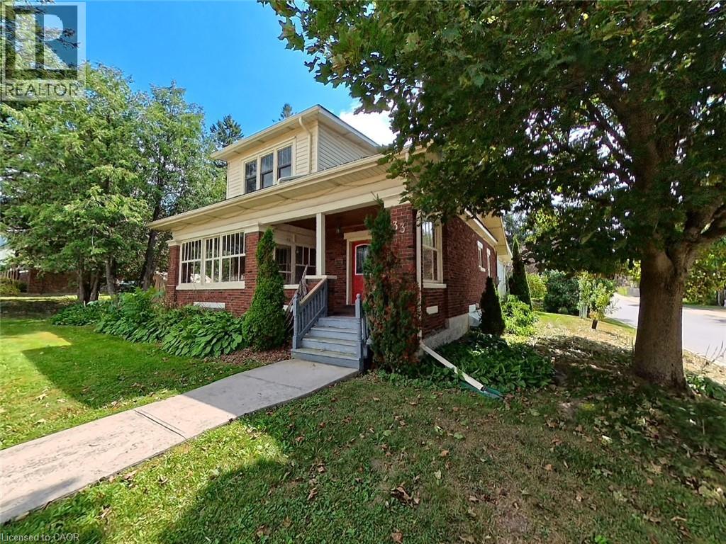 33 Main Street E Property Photo 2
