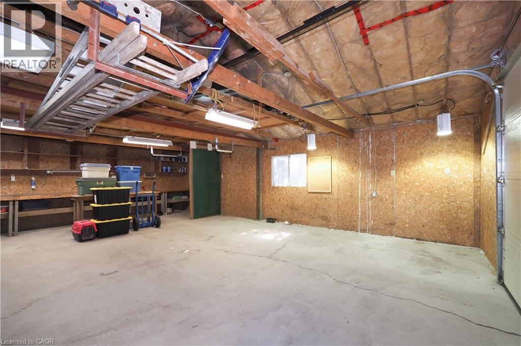 33 Main Street E Property Photo 35
