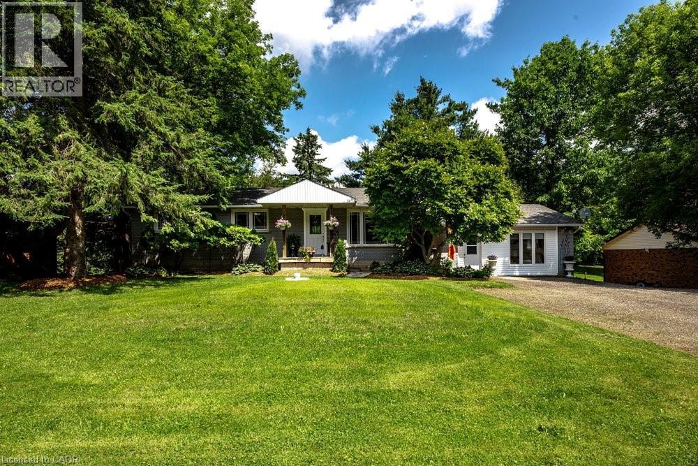 2147 Governor's Road Property Photo 2