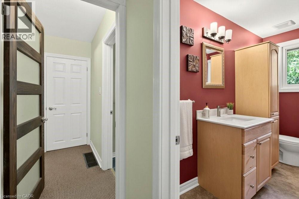 2147 Governor's Road Property Photo 17