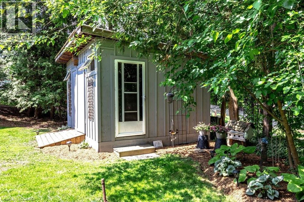 2147 Governor's Road Property Photo 38
