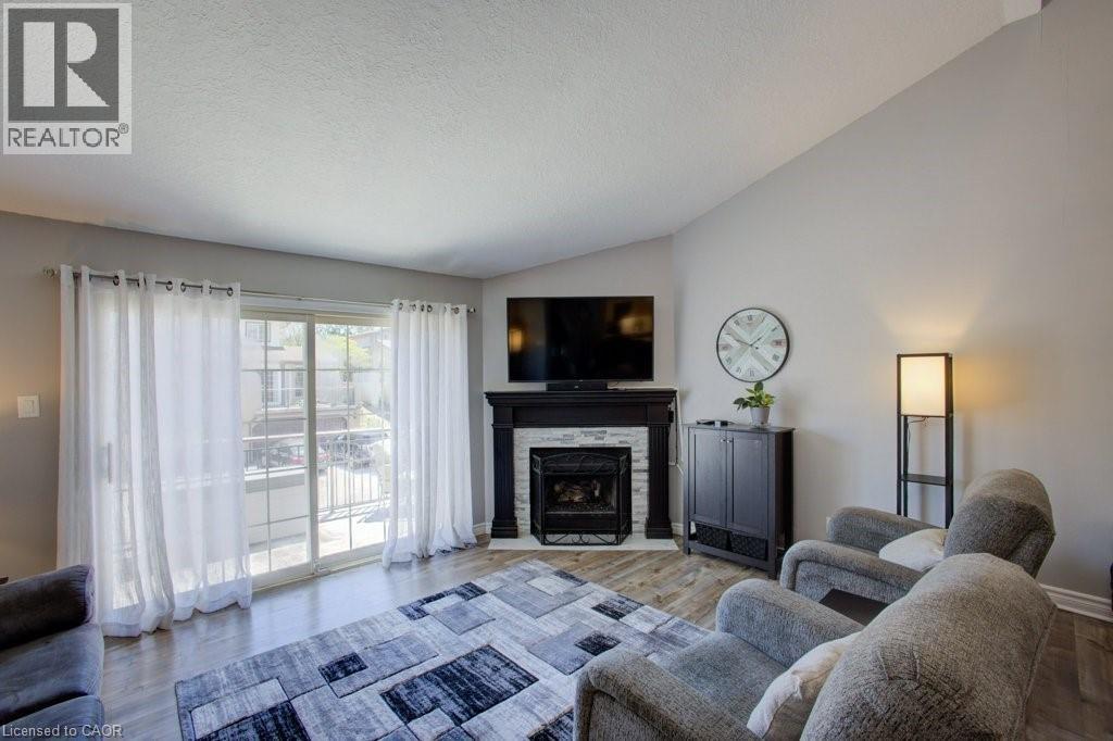464 Beechwood Place Unit# 3 Property Photo 14