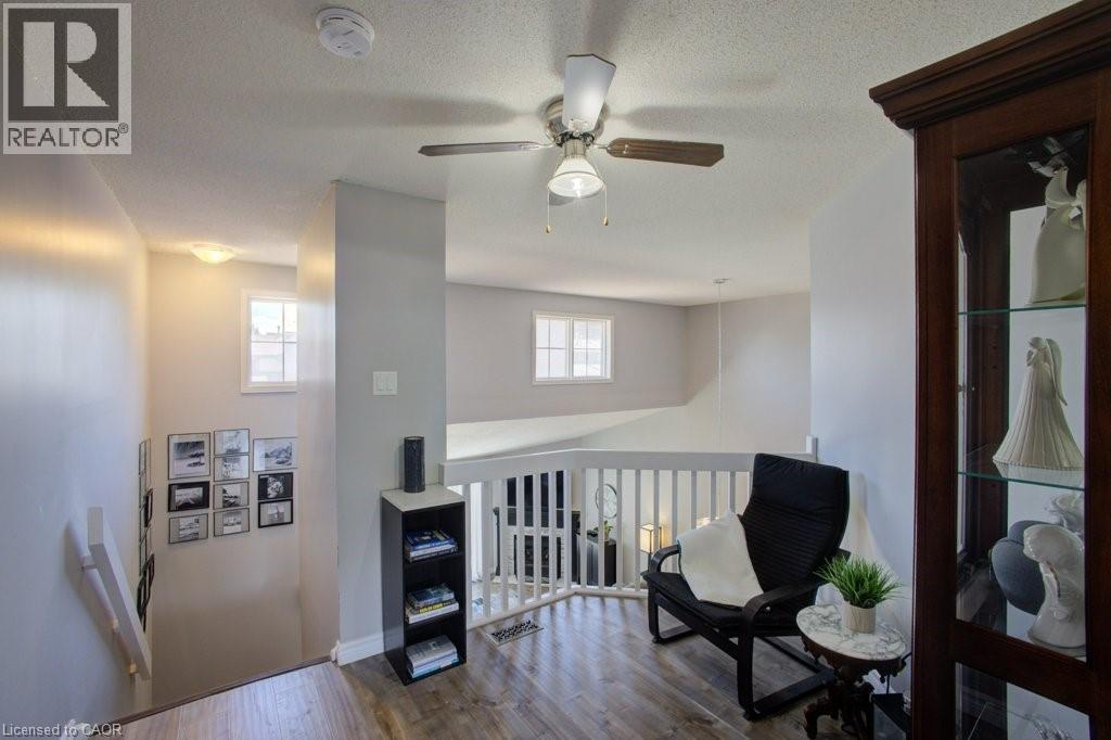 464 Beechwood Place Unit# 3 Property Photo 17