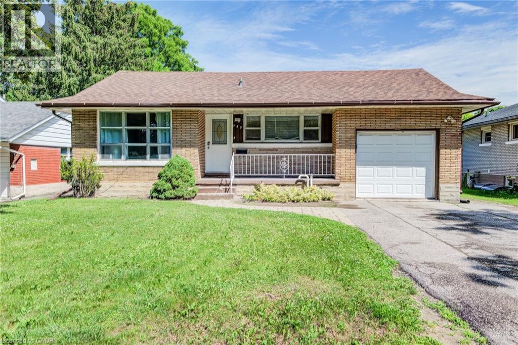 139 Elgin Crescent Property Photo 1