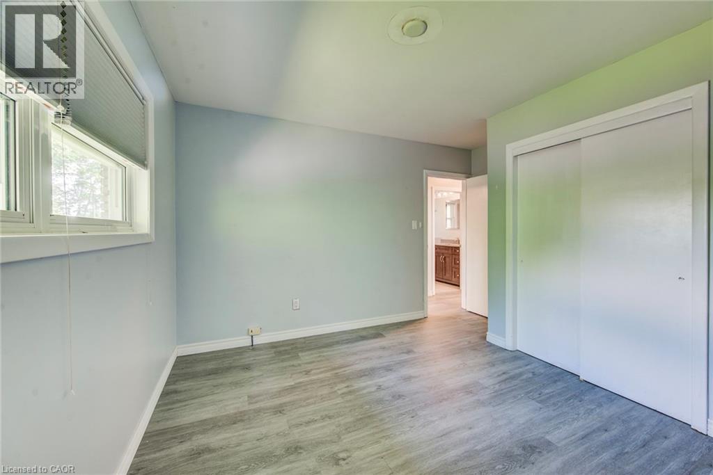 139 Elgin Crescent Property Photo 16
