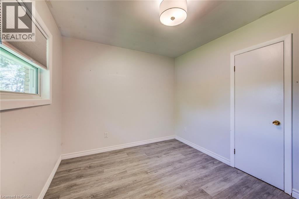 139 Elgin Crescent Property Photo 18