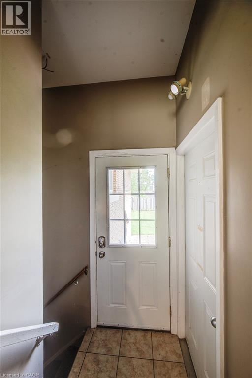139 Elgin Crescent Property Photo 25
