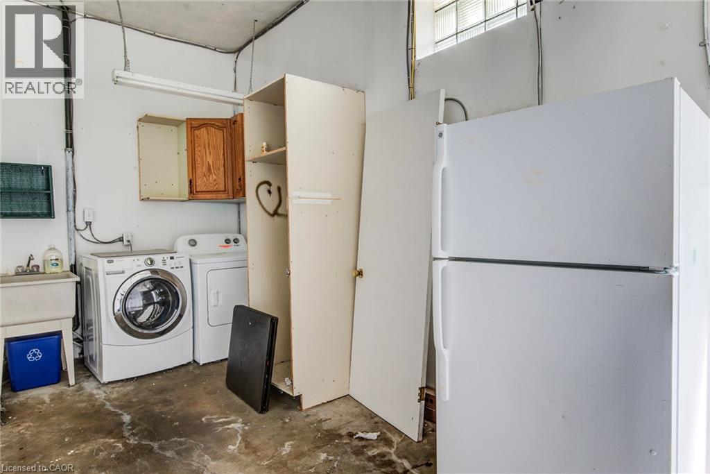 139 Elgin Crescent Property Photo 45
