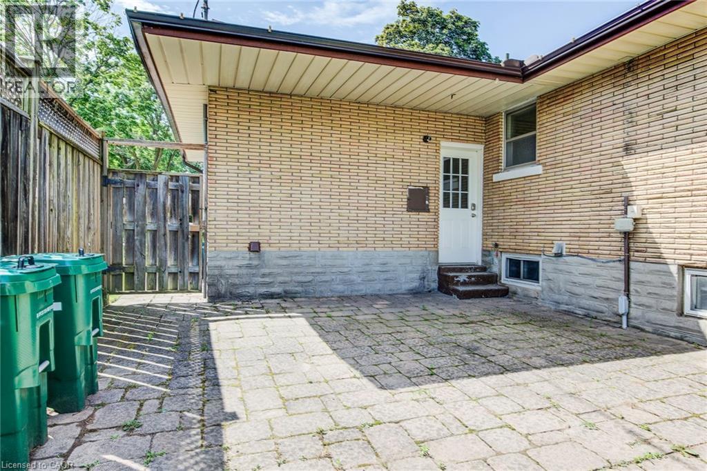 139 Elgin Crescent Property Photo 48