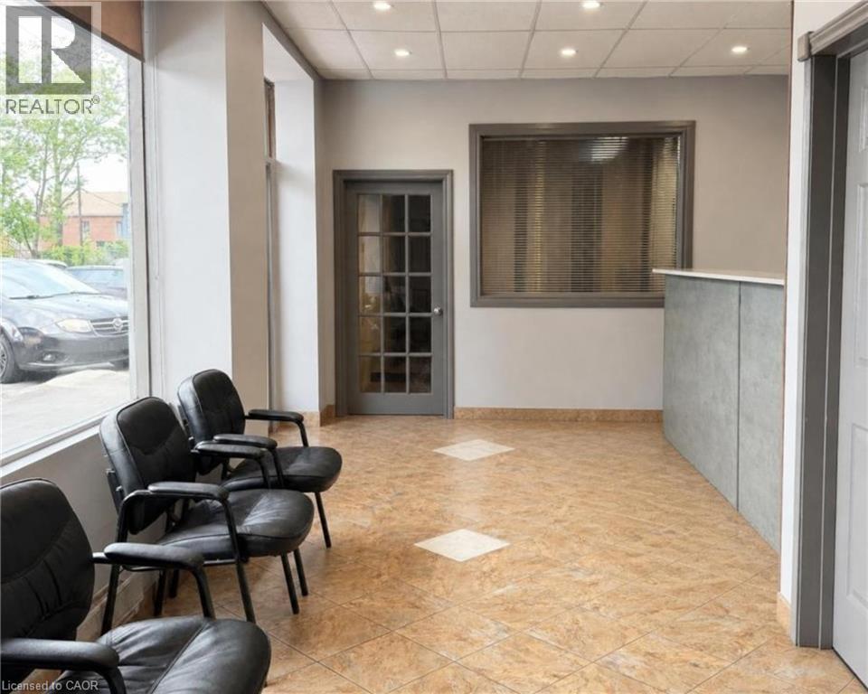 350 Sherman Street N Property Photo 11