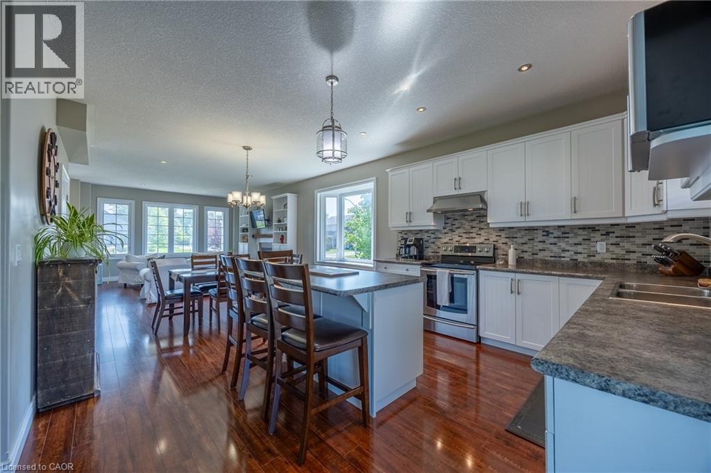 100 Backus Drive Property Photo 8