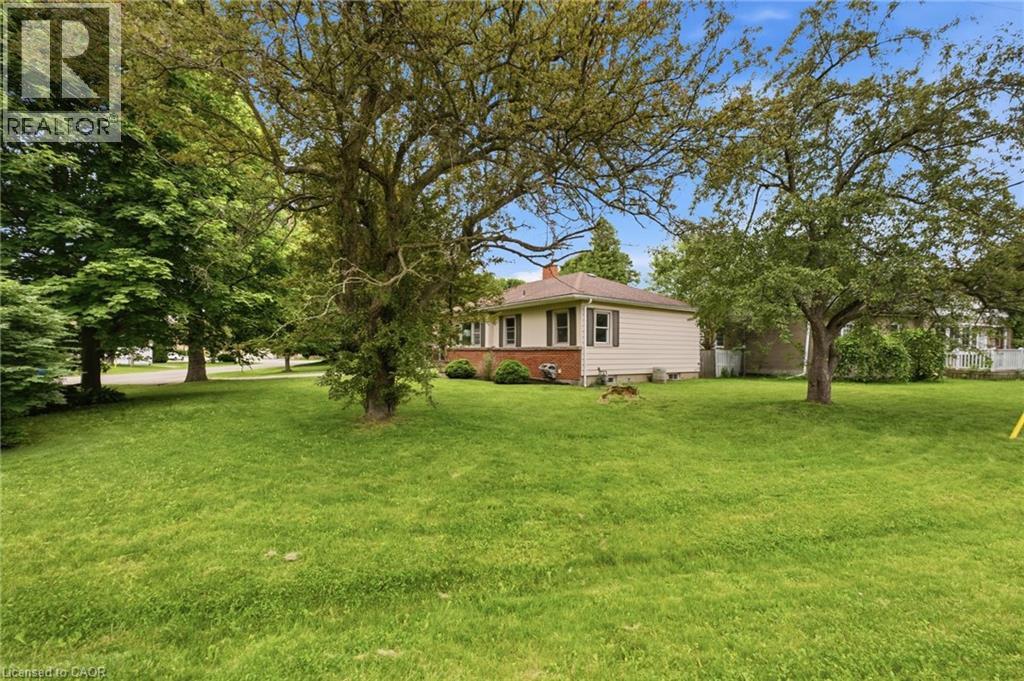 16 Carrington Court Property Photo 4