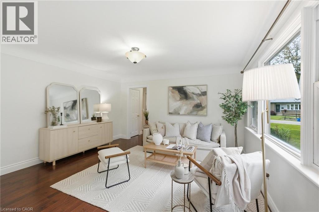 16 Carrington Court Property Photo 8