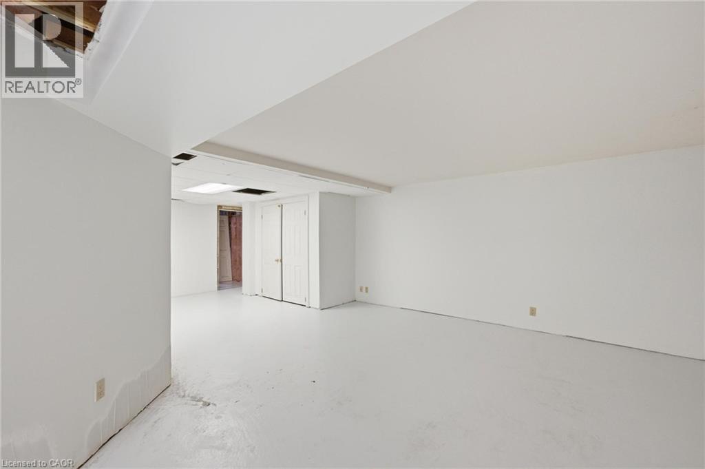 16 Carrington Court Property Photo 21