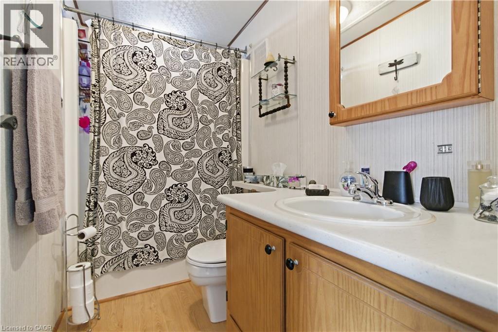 428 Pine Pass Property Photo 22