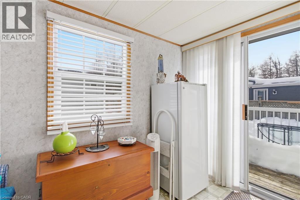 428 Pine Pass Property Photo 30