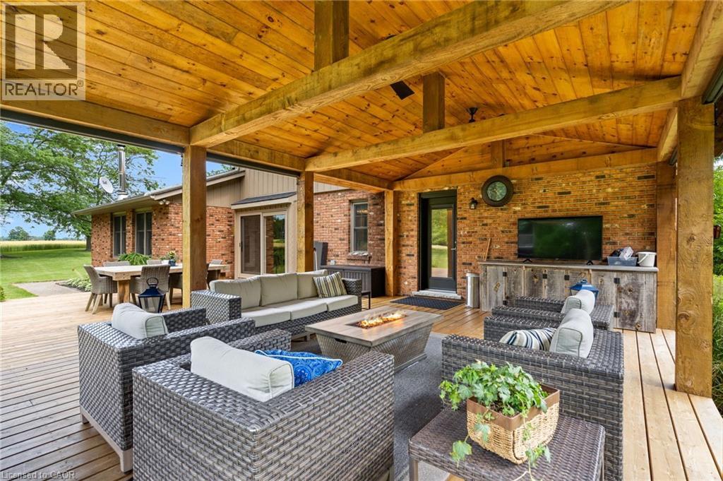 809 Kilman Road Property Photo 4
