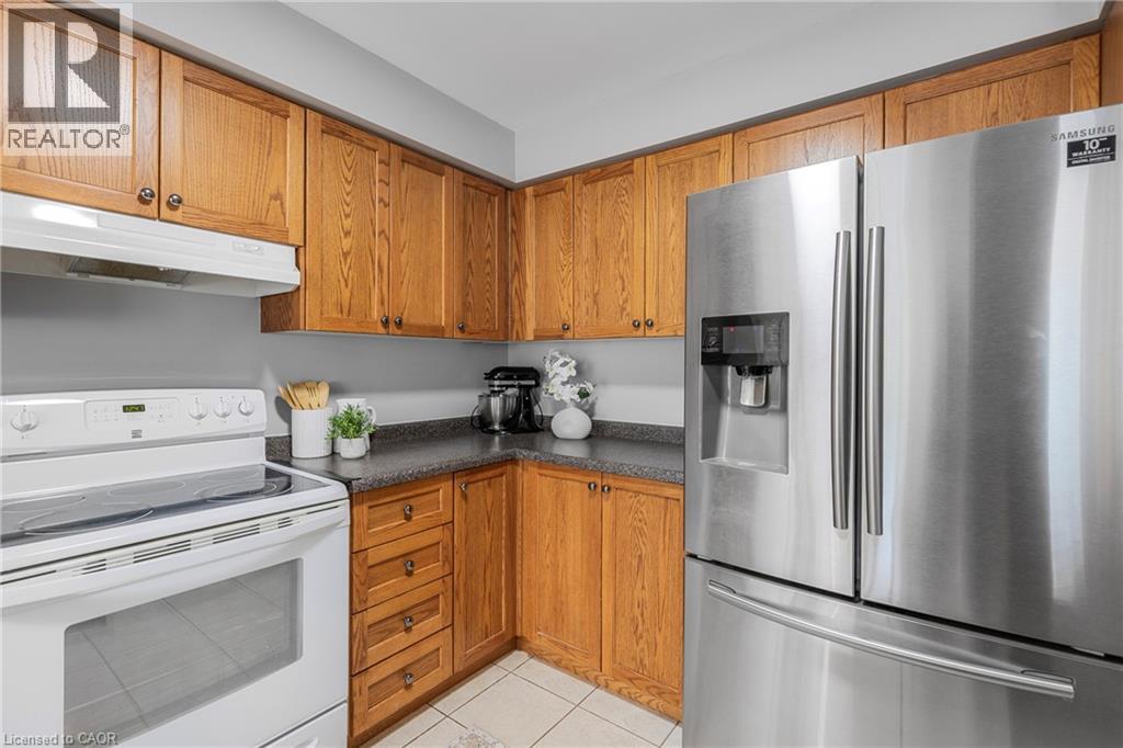 130 Robert Street Unit# 32 Property Photo 12