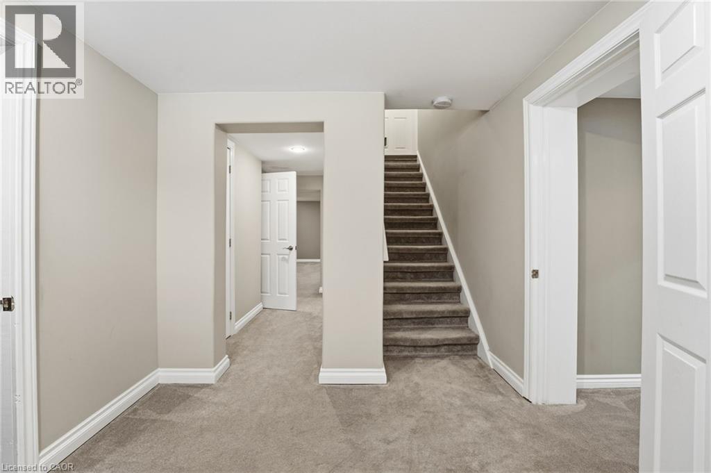 473 Mohawk Road W Property Photo 24