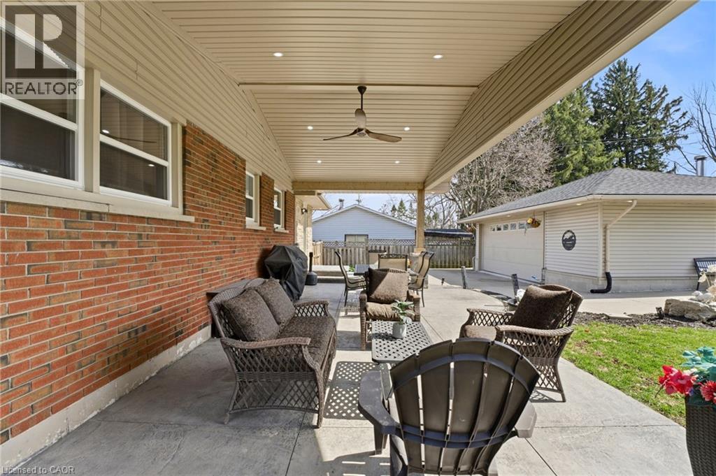 473 Mohawk Road W Property Photo 41