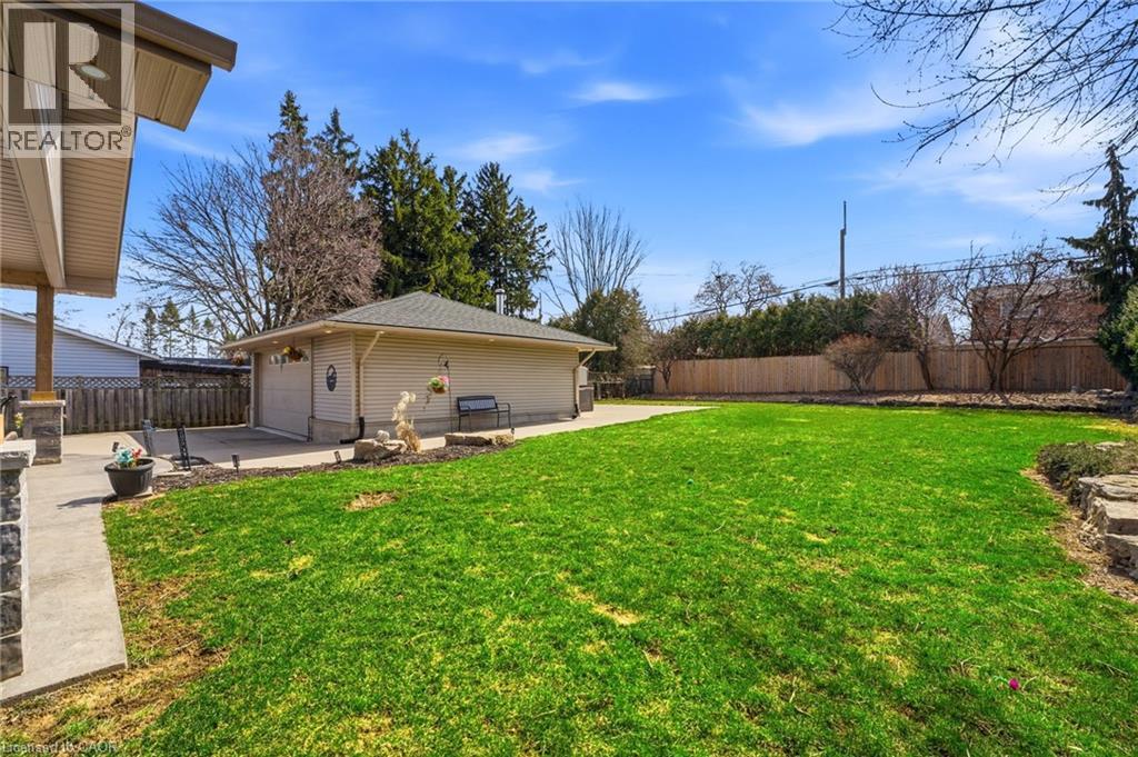 473 Mohawk Road W Property Photo 42