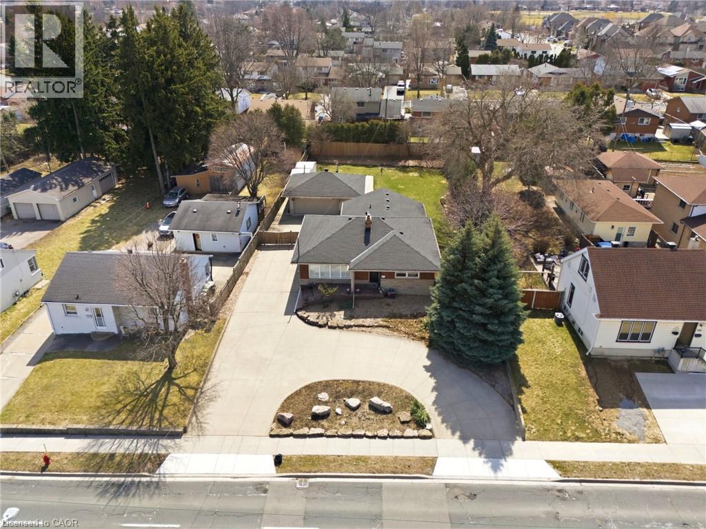473 Mohawk Road W Property Photo 46