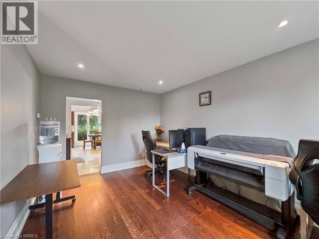 138 Cockshutt Road Property Photo 14