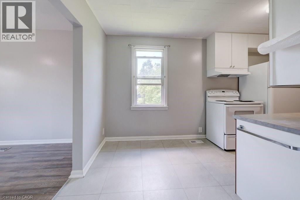 30 Foell Street Property Photo 10
