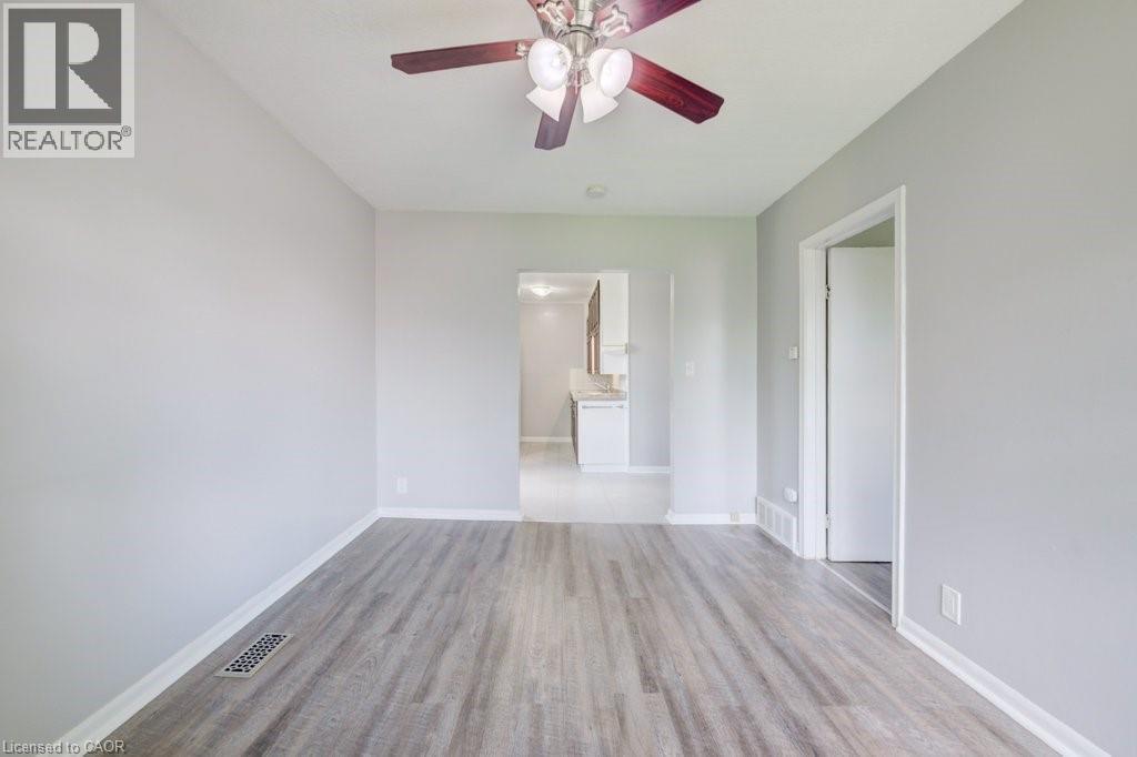 30 Foell Street Property Photo 13