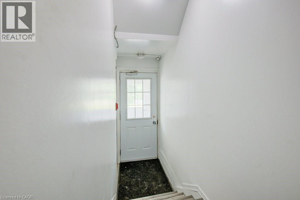 30 Foell Street Property Photo 31