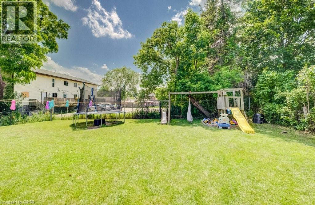30 Foell Street Property Photo 36