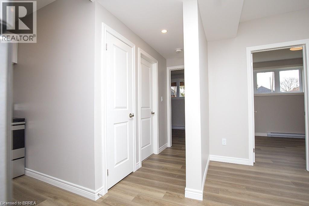140 Mary Street Property Photo 24