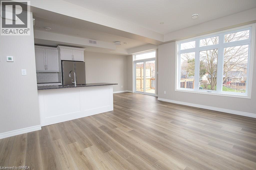 140 Mary Street Property Photo 28
