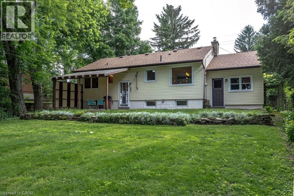 803 Montgomery Drive Property Photo 4
