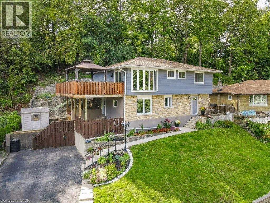 22 DUNDONALD Road Property Photo 1