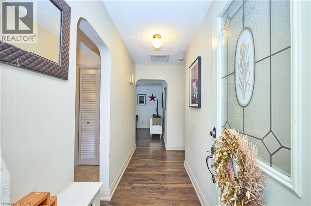 123 Fairview Avenue W Property Photo 7