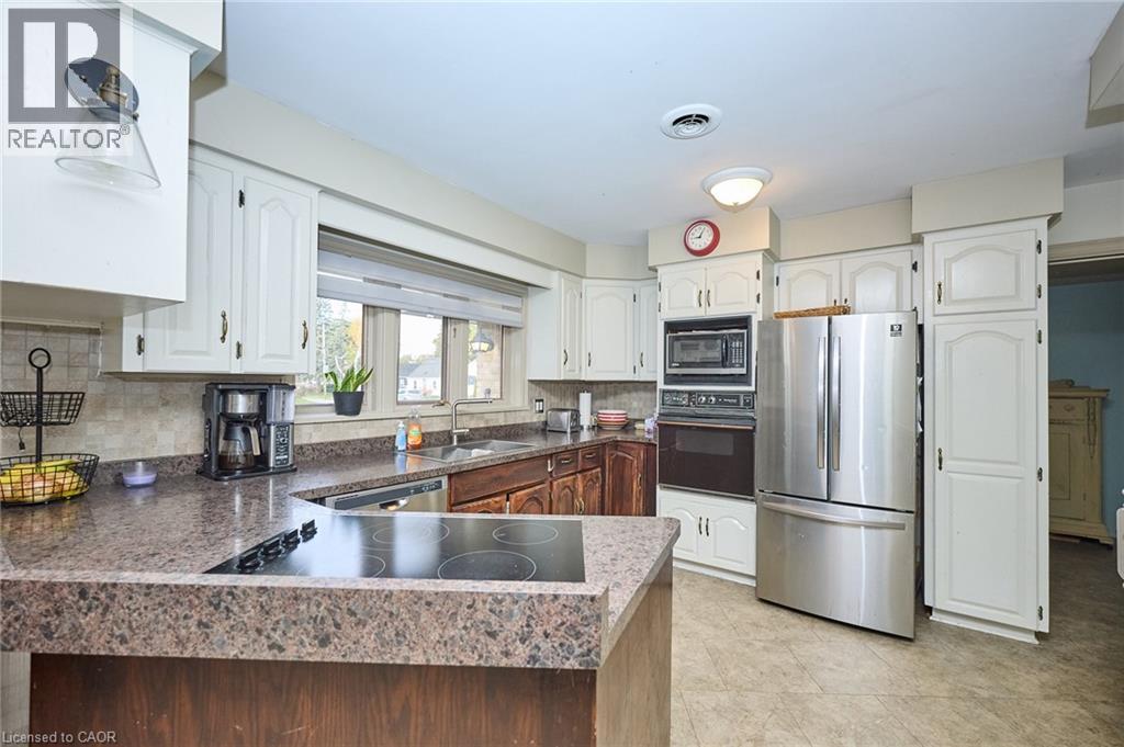 123 Fairview Avenue W Property Photo 10
