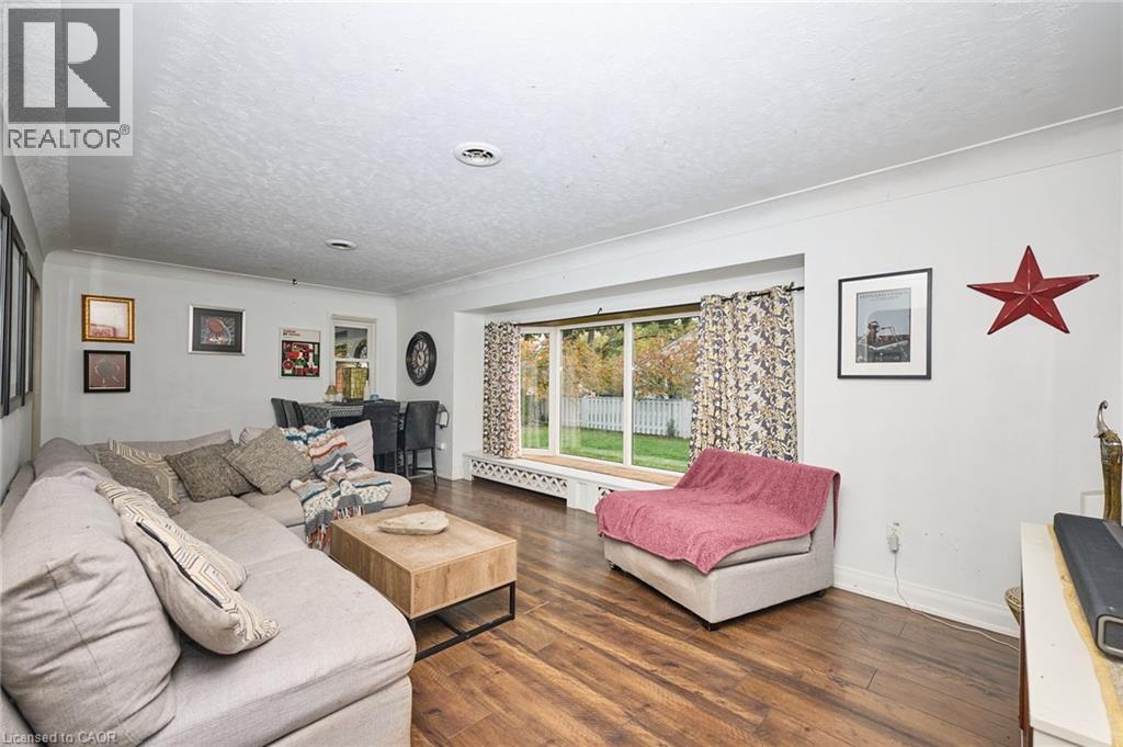 123 Fairview Avenue W Property Photo 16