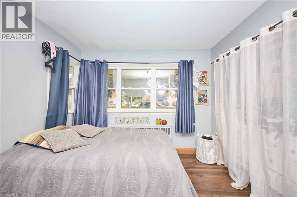 123 Fairview Avenue W Property Photo 22