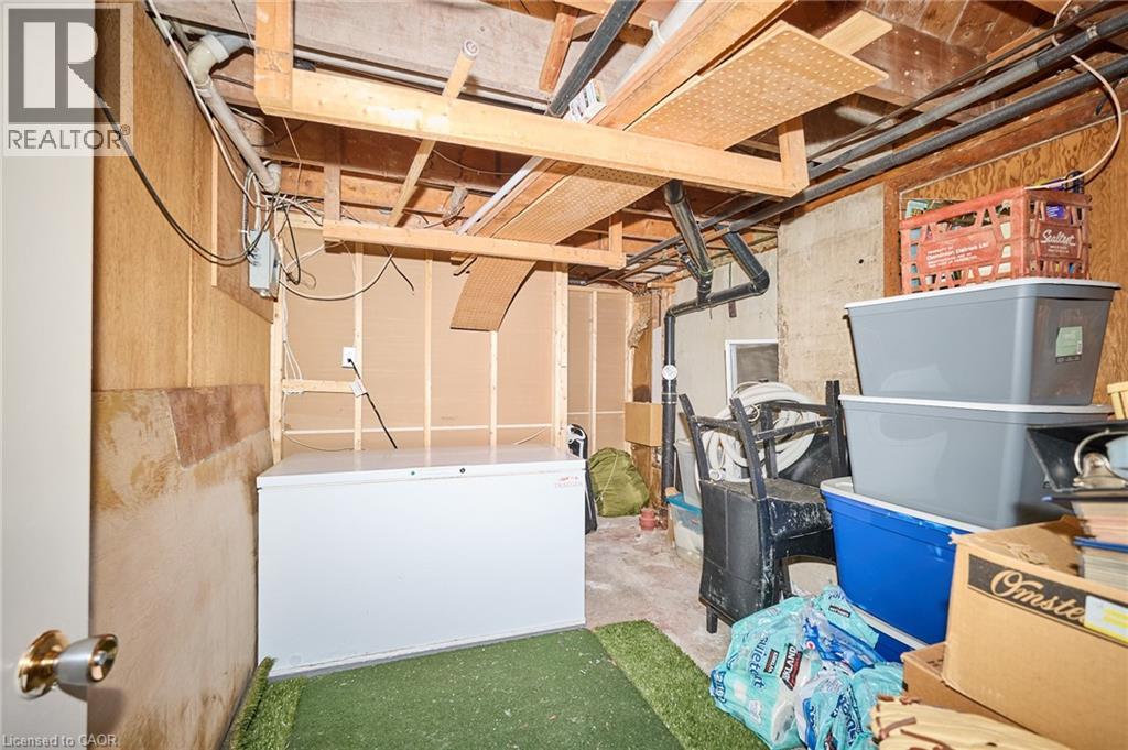 123 Fairview Avenue W Property Photo 35